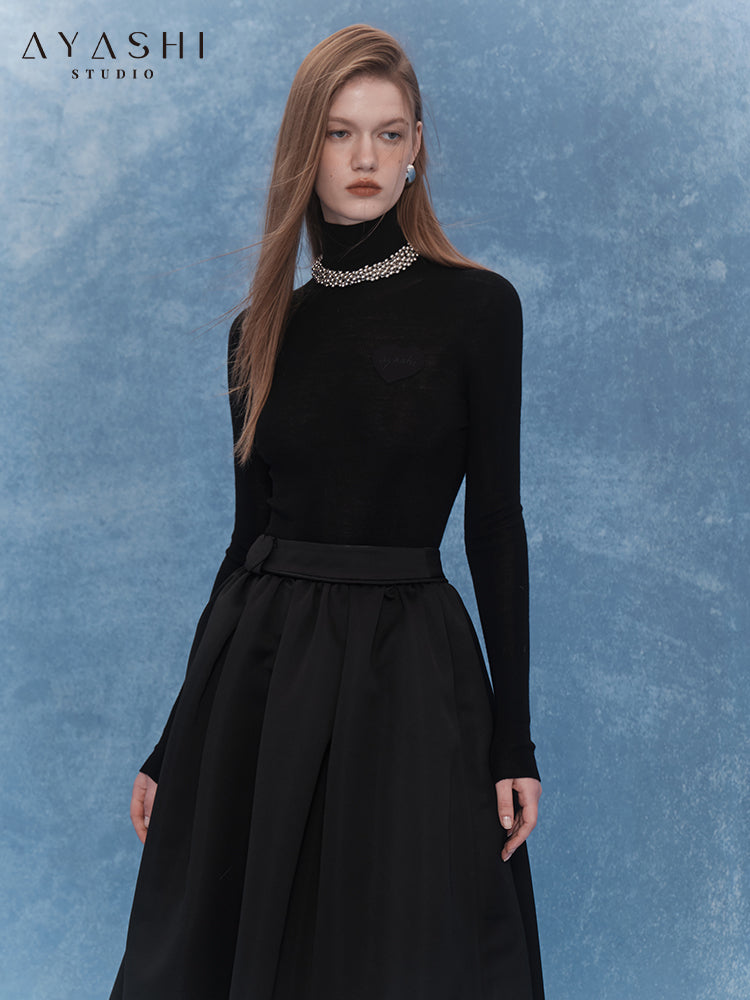 Black high neck knitted bottom shirt